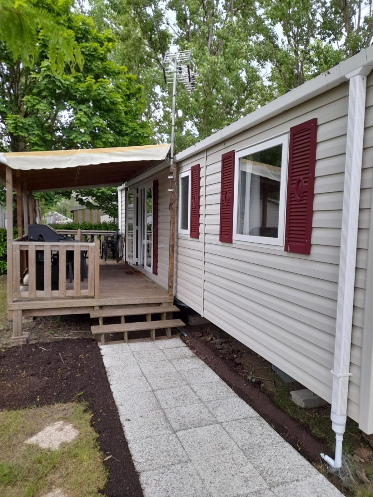 Mhvacances Louent Plusieurs Mobilhomes Dans Camping 4 Etoiles Proche Chateaux Et Zoo Beauval Onzain Exteriör bild