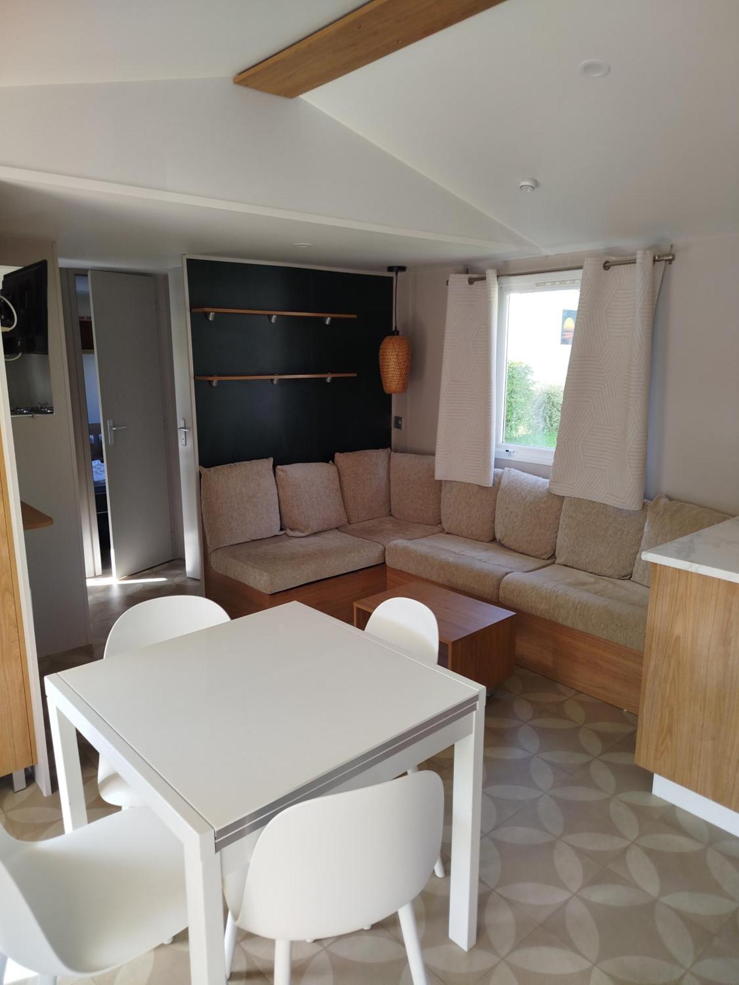Mhvacances Louent Plusieurs Mobilhomes Dans Camping 4 Etoiles Proche Chateaux Et Zoo Beauval Onzain Exteriör bild